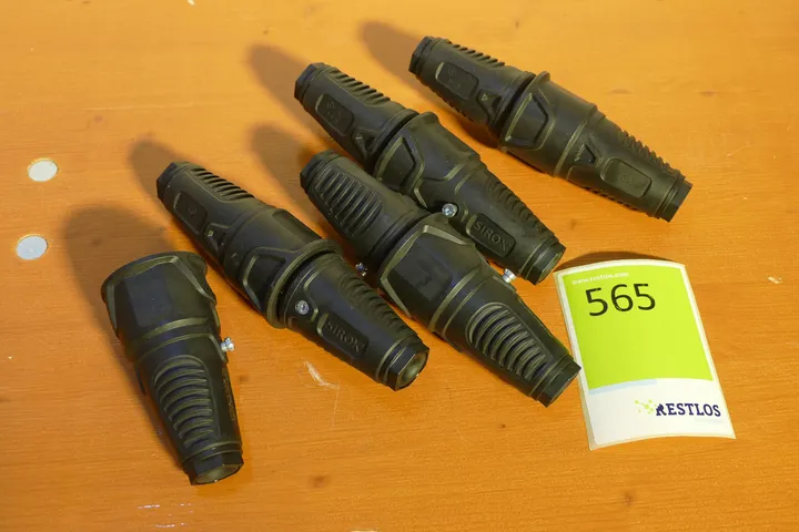 Schuko Anschlüsse (Buchsen und Stecker)